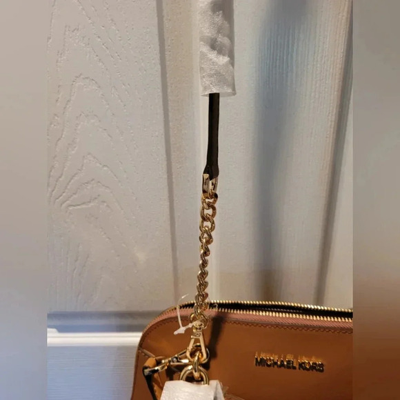 Michael Kors Dome style NWT - Picture 11 of 14